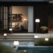 LED-lattiavalaisin Kettle Tripod Metalli, varjostin 22 cm