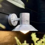 Dyberg Larsen ulkoseinälamppu Venice, galvanoitu, Ø 20 cm