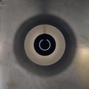 Knikerboker LED-seinävalaisin DoppioZero, kerma/harmaa, Ø 30 cm