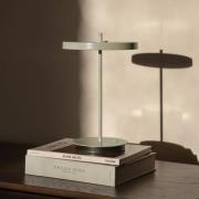 UMAGE LED-ladattava pöytävalaisin Asteria Move oliivinvihreä uni, 31cm
