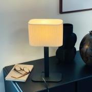 Dyberg Larsen pöytälamppu Calix, luonnonvalkoinen, korkeus 39 cm