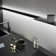 LED-seinävalaisin INTERO-LINE, musta, 60 cm, 24 V, CCT