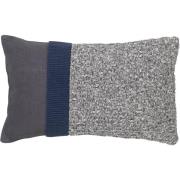 Broste Copenhagen Knit tyynynpäällinen 30 x 50 cm Dark grey-blue night