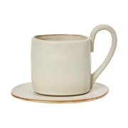 Ferm Living Flow muki lautasella 25 cl Off-white speckle