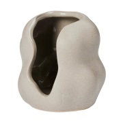 Broste Copenhagen Hekla Hurricane-lamppu Töyhtöharmaa, Ø9,5 cm