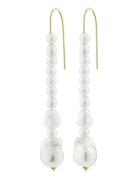 Willpower Pearl Earrings Korvakoru Korut White Pilgrim