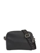 Ultralight Dblzip Camerabag21 Pu Bags Crossbody Bags Black Calvin Klei...