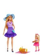 Chelsea Family & Friends Dolls & Accessories, Picnic-Themed Playset Wi...