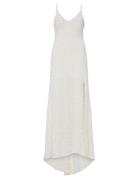 Yasmira Strap Train Dress - Celeb Maksimekko Juhlamekko White YAS