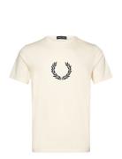 Textr Laurel Wreath Tee Tops T-shirts Short-sleeved White Fred Perry
