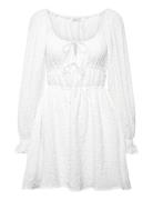 Diamond Neck Dress Lyhyt Mekko White Bubbleroom